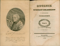 Rozkładówka książki.
Lewa kontrtytułowa strona zawiera portret starszego mężczyzny (popiersie w ujęciu trzy czwarte), ubranego w dekoracyjny ubiór z kołnierzem z gronostajów i z medalionem. W tle draperia, po prawej stronie z lekka przykrywająca dwie ustawione pionowo książki. Pod wizerunkiem znajduje się wydrukowany odręczny podpis „Rafał Czerwiakowski” oraz dopisek informujący o jego tytułach naukowych: „Medycyny, Chirurgii i Filozofii Doktor. Anatomii, Chirurgii i Położnictwa Profesor wysłużony w Uniwersytecie Jagiellońskim.”
Prawa strona to strona tytułowa publikacji:
„Rocznik Wydziału Lekarskiego w Uniwersytecie Jagiellońskim. Tom I. (z trzema rycinami)”. Napis „Tom I.” otoczony jest ozdobnym ornamentem w kształcie wieńca z liści laurowych z przywiązaną w dolnej części wstążką rozkładającą się symetrycznie na lewą i prawą stronę.
Poniżej znajduje się trzy proste poziome równoległe linie, środkowa jest grubsza od dwóch zewnętrznych.
Na dole strony znajdują się dane wydawnicze:
Kraków. W tłoczni Stanisława Gieszkowskiego. 1838.
Strona posiada plamę po zalaniu widoczną na całej stronie kontrtytułowej i w prawym górnym i dolnym lewym rogu strony tytułowej.