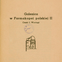 Skan przedstawia stronę tytułową pracy Marka Gatty-Kostyal’a w języku polskim. U góry znajduje się imię i nazwisko autora, poniżej tytuł „Galenica w Farmakopei Polskiej II. Część I. Wyciągi”. Niżej jest ilustracja przedstawiająca schemat aparatury laboratoryjnej. Na górze znajduje się okrągłe naczynie wypełnione cieczą z którego wychodzi przechylona w lewy bok szyjka zakończona mniejszym naczyniem Pod tym jest naczynie, z którego wydobywa się płomień. Wszystko połączone jest rurkami i znajduje się na poziomej powierzchni. Rysunek jest schematyczny, wykonany prostą kreską, bez kolorów ani szczegółów tła. Na dole znajduje się informacja wydawnicza: „WARSZAWA, Nakładem mgra farm. FR. HERODA, 1937”.